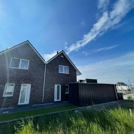 Holiday home Kleines Friesenhaus *